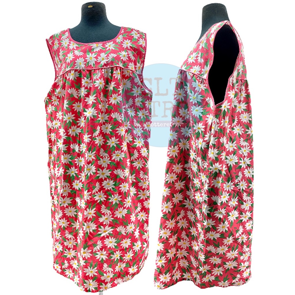 70s Vtg Pink Housedress W Daisies - image 1